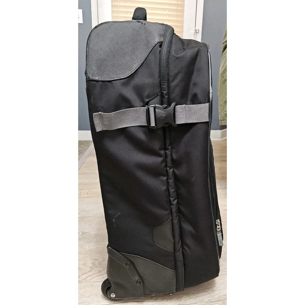 Oakley Tactical Rolling Suitcase Black Quilted Luggage Large Travel Bag 26x14x10